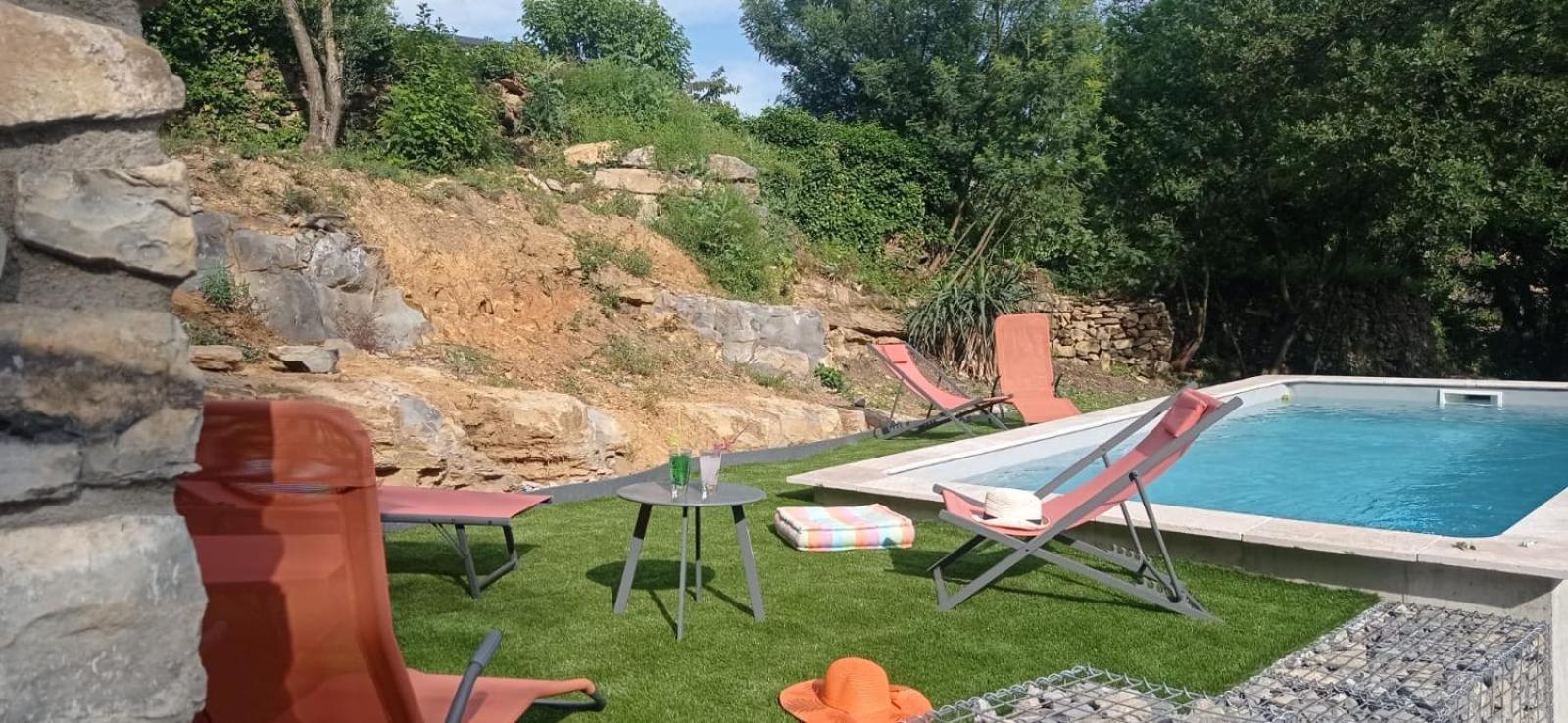 Gite Au Pied Du Grand Cedre Vesseaux Kültér fotó